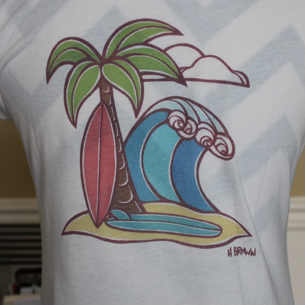 Heather Brown Graphic Art T-Shirt - Picture 6 of 12